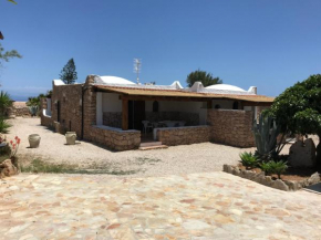 Villa Respiro, Lampedusa e Linosa